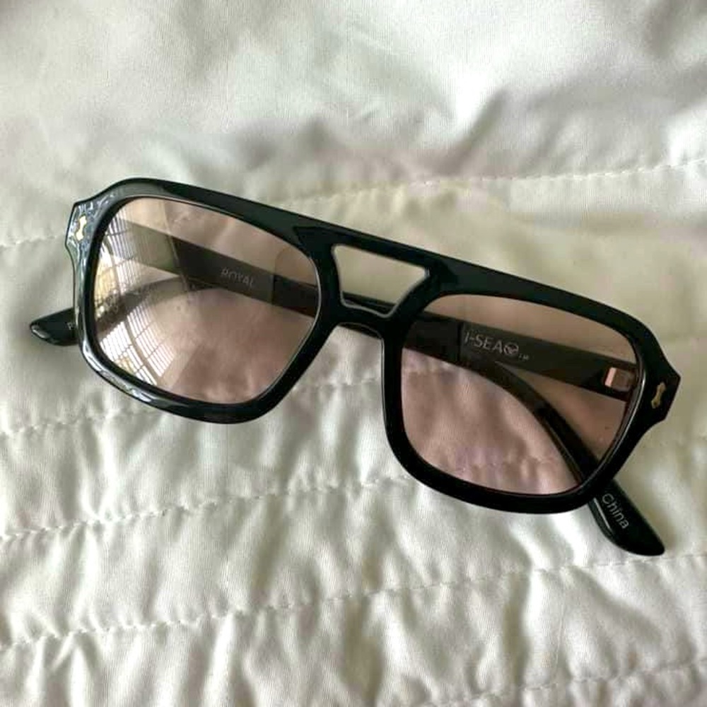 I-Sea Sunnies